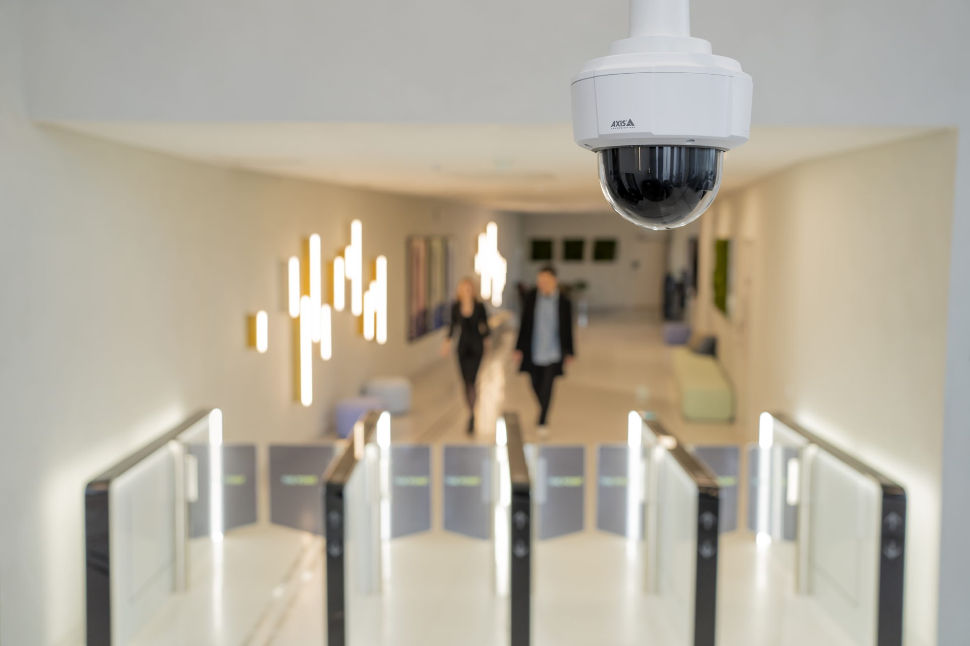 AXIS M5526-E | IP Cameras | NetcamCenter